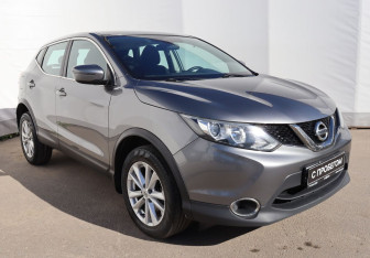 Подержанный автомобиль Nissan Qashqai 2017 года (3 фото)