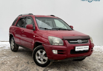 Подержанный автомобиль Kia Sportage 2008 года (3 фото)