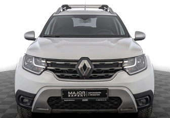 Подержанный автомобиль Renault Duster 2021 года (2 фото)