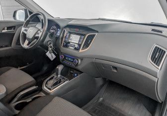 Подержанный автомобиль Hyundai Creta 2020 года (11 фото)