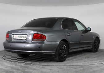 Подержанный автомобиль Hyundai Sonata 2007 года (3 фото)
