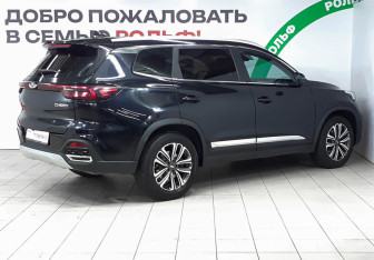 Подержанный автомобиль Chery Tiggo 8 2021 года (4 фото)