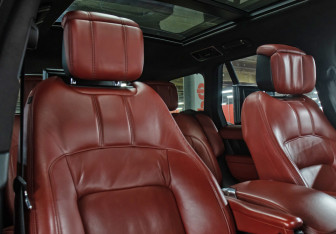 Подержанный автомобиль Land Rover Range Rover 2019 года (11 фото)