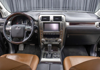 Подержанный автомобиль Lexus GX 2014 года (16 фото)
