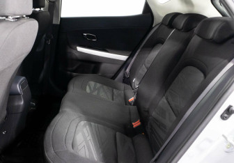 Подержанный автомобиль Kia Ceed Hatchback 2015 года (9 фото)