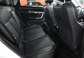 Подержанный автомобиль Jaecoo J7 2023 года (13 фото)