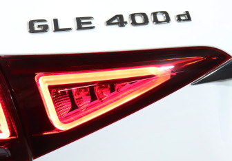 Подержанный автомобиль Mercedes-Benz GLE 2021 года (21 фото)