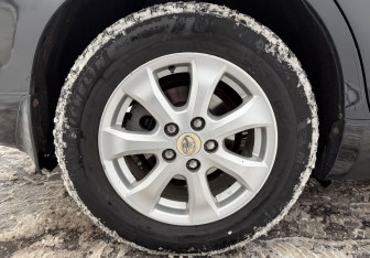 Подержанный автомобиль Toyota Camry Sedan 2011 года (9 фото)