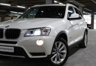 Подержанный автомобиль BMW X3 2014 года (21 фото)