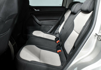 Подержанный автомобиль Skoda Yeti 2012 года (11 фото)