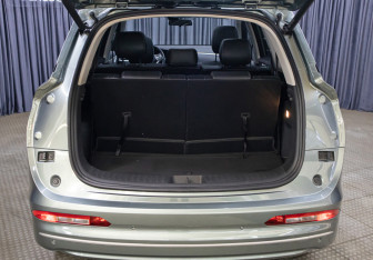 Подержанный автомобиль Evolute i-SPACE 2024 года (11 фото)