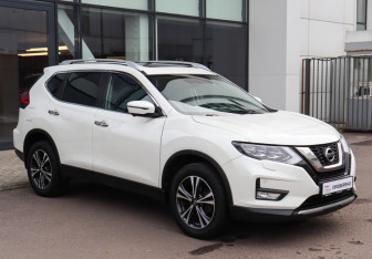 Подержанный автомобиль Nissan X-Trail 2018 года (3 фото)