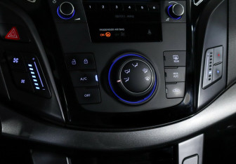 Подержанный автомобиль Hyundai i40 Wagon 2015 года (13 фото)