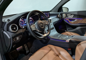 Подержанный автомобиль Mercedes-Benz GLC Coupe 2021 года (15 фото)