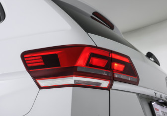 Подержанный автомобиль Volkswagen Teramont 2019 года (22 фото)