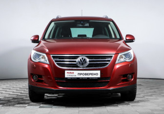 Подержанный автомобиль Volkswagen Tiguan 2009 года (2 фото)