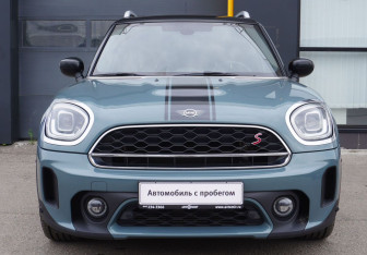 Подержанный автомобиль MINI Countryman 2020 года (2 фото)