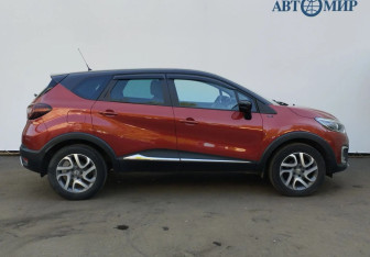 Подержанный автомобиль Renault Kaptur 2020 года (4 фото)