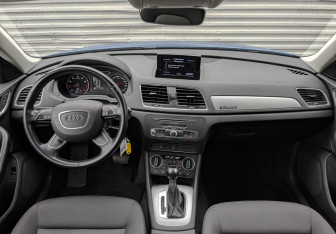Подержанный автомобиль Audi Q3 2015 года (14 фото)