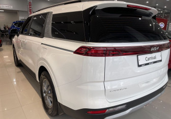 Новый Kia Carnival 2025 (4 фото)
