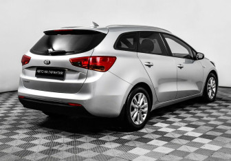 Подержанный автомобиль Kia Ceed Wagon 2017 года (5 фото)