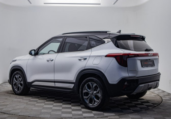 Подержанный автомобиль Kia Seltos 2024 года (3 фото)