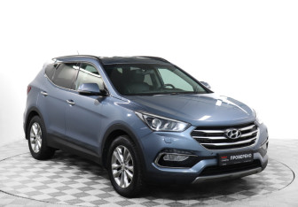 Подержанный автомобиль Hyundai Santa Fe 2015 года (3 фото)