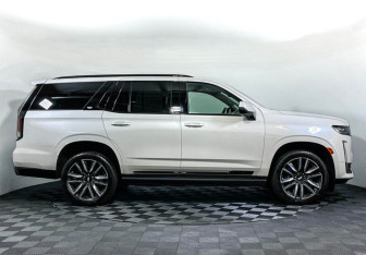 Подержанный автомобиль Cadillac Escalade Suv 2021 года (4 фото)