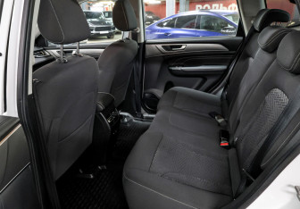 Подержанный автомобиль Haval M6 2024 года (12 фото)