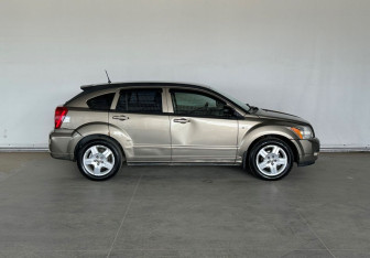 Подержанный автомобиль Dodge Caliber 2008 года (7 фото)