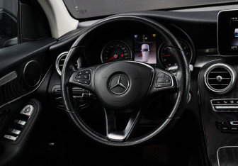 Подержанный автомобиль Mercedes-Benz GLC Coupe 2018 года (12 фото)