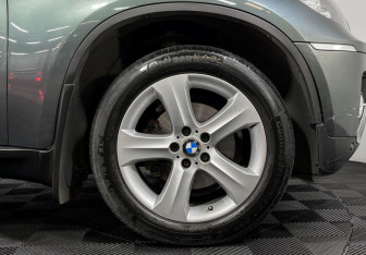 Подержанный автомобиль BMW X6 2010 года (7 фото)