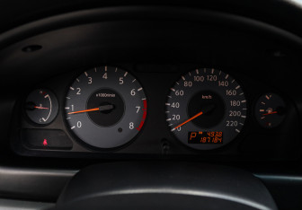 Подержанный автомобиль Nissan Almera Classic 2011 года (17 фото)