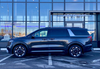 Новый Kia Carnival 2025 (4 фото)