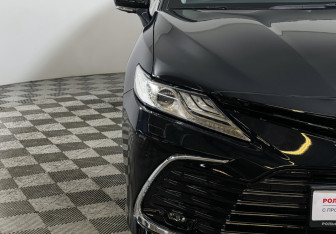 Подержанный автомобиль Toyota Camry Sedan 2021 года (21 фото)