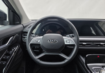 Подержанный автомобиль JAC JS6 2023 года (12 фото)