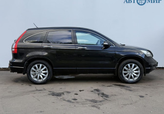 Подержанный автомобиль Honda CR-V 2010 года (4 фото)