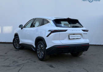 Подержанный автомобиль Jetour Dashing 2024 года (7 фото)