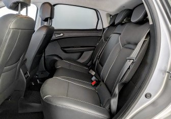 Подержанный автомобиль Renault Arkana 2019 года (12 фото)