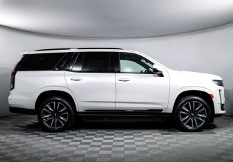 Подержанный автомобиль Cadillac Escalade Suv 2022 года (4 фото)