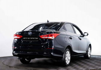 Подержанный автомобиль Changan Alsvin 2023 года (3 фото)