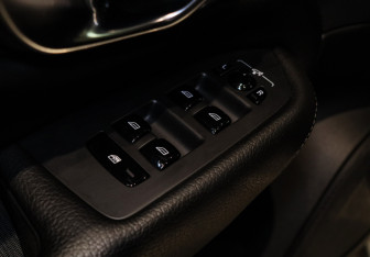 Подержанный автомобиль Volvo XC90 2019 года (13 фото)