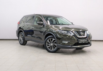 Подержанный автомобиль Nissan X-Trail 2020 года (22 фото)
