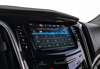 Подержанный автомобиль Cadillac Escalade Suv 2019 года (27 фото)