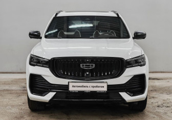 Подержанный автомобиль Geely Monjaro 2023 года (2 фото)