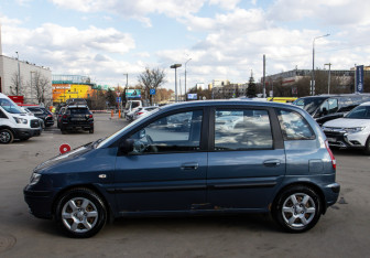 Подержанный автомобиль Hyundai Matrix 2006 года (6 фото)