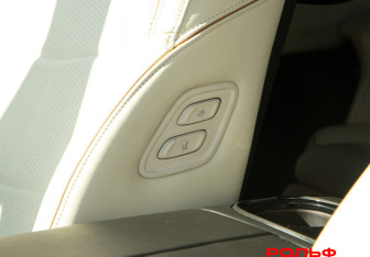 Подержанный автомобиль GAC M8 2024 года (19 фото)