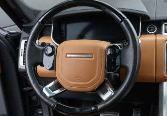 Подержанный автомобиль Land Rover Range Rover 2019 года (16 фото)