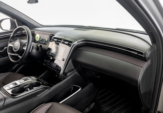 Подержанный автомобиль Hyundai Tucson 2022 года (11 фото)