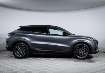 Подержанный автомобиль Changan UNI-T 2023 года (4 фото)